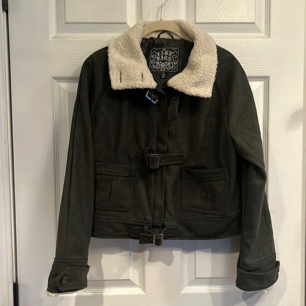 Last Kiss brand size XS waist length lined jacket